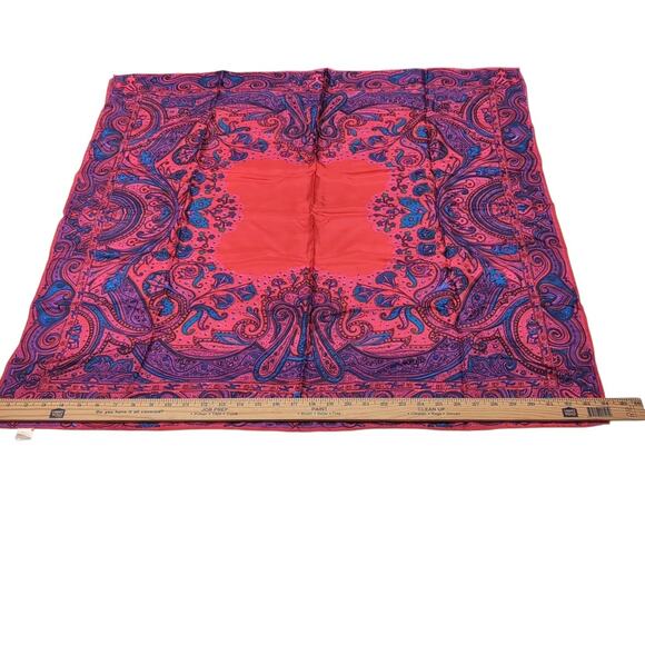 VTG Paisley Print Red Blue 34 Inch Square Rolled Edges 100% Silk Scarf Unused - Picture 4 of 7